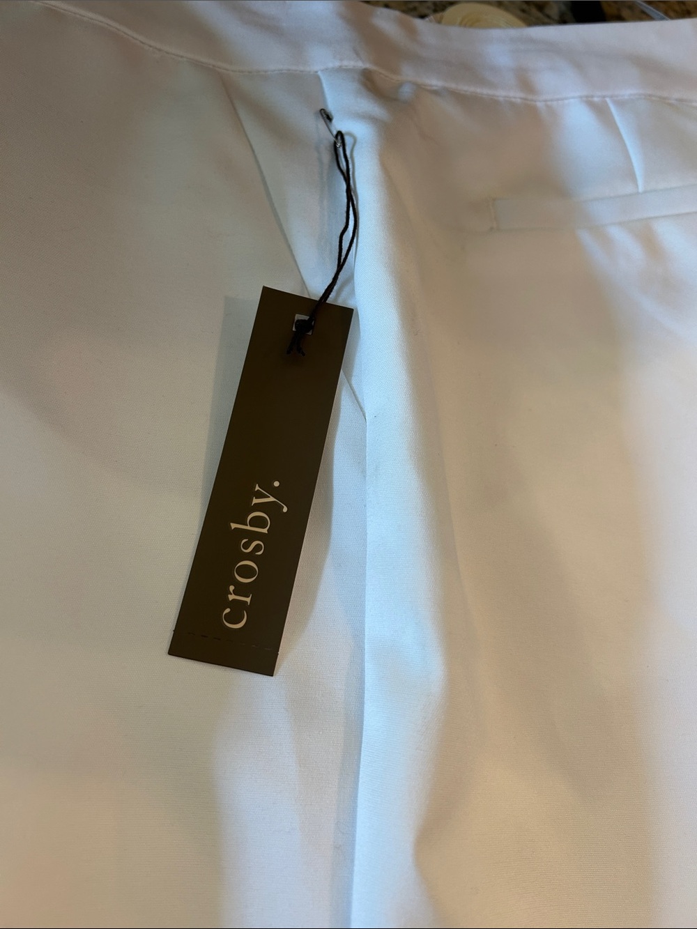 NWT Crosby Sz 8 White Tailored Shorts - Classic Clean Look - Picture 3 of 5